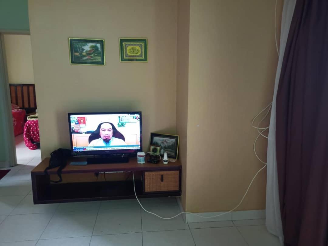 Zous Homestay Banting  Exteriör bild